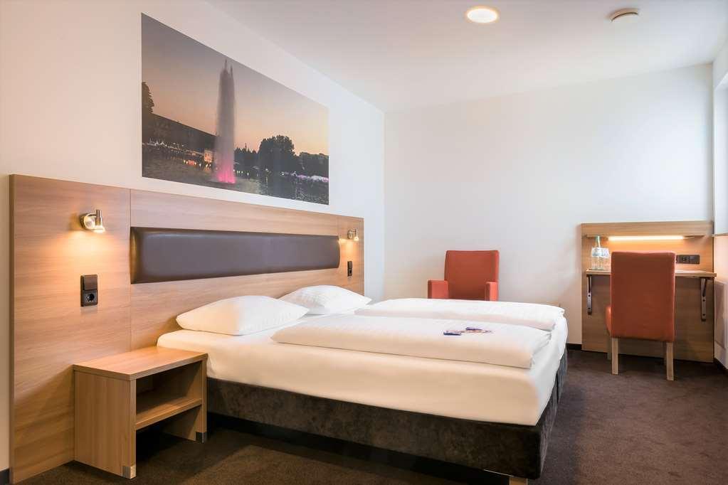 Novum Hotel Bruy Stuttgart Oda fotoğraf